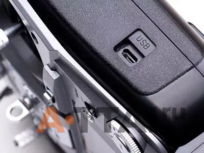 Пульт управления Radiolink AT10 II с приемником R12DS для авиамоделей, 12 к (серый) фото 3