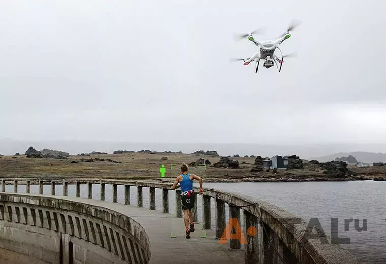 Квадрокоптер DJI Phantom 4 с подвесом, 4K камерой и двумя дополнительными аккумуляторами фото 2