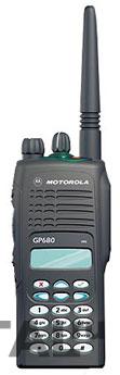 Портативная радиостанция MOTOROLA GP680 фото